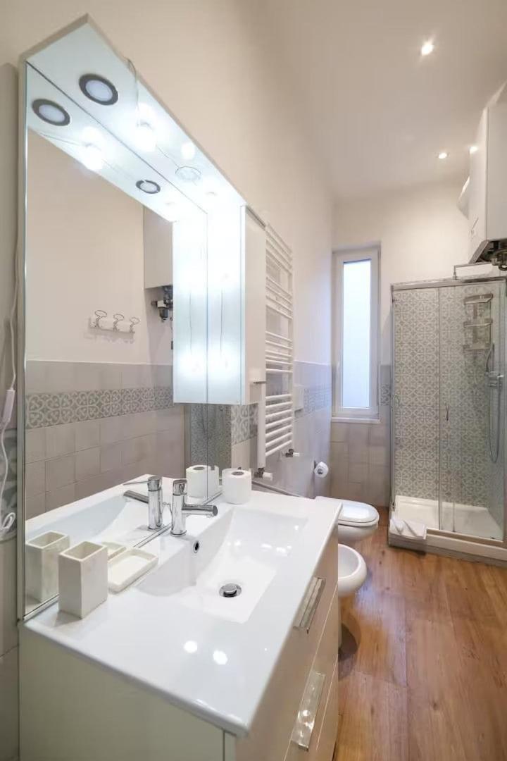 We - Giovanni Riccioli 1 Apartment